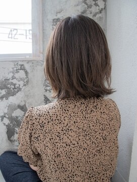 ヘアアンドリラクゼーション シャッセ(Hair&Relaxation SASE) チラ見せイヤリングカラー