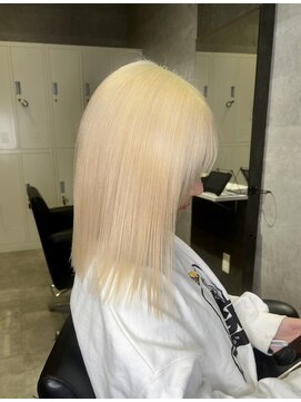 アンダーバーホワイト 鳳店(_WHITE) プラチナブロンズ