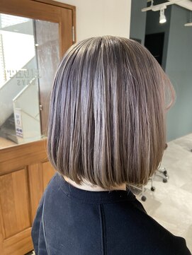 エイトデイズ 三宮駅前店(EIGHT days) ブリーチベージュカラー