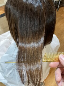 リストヘアー(Liyst hair) ツヤとハリと潤いと