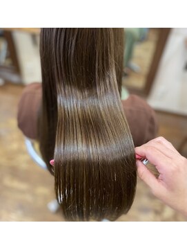 エルパライソ 鯖江店(Elparaiso) 鯖江/髪質改善/オッジィオット/白髪染め/縮毛矯正/ヘッドスパ