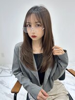 シェノン 夙川(CHAINON)&nbsp;デザインカラー/レイヤーカット/ウェットヘア/オリーブベージュ