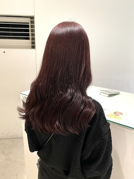 ロイリー バイ ローウェ 立川(Loely by Louwe) ワインレッド