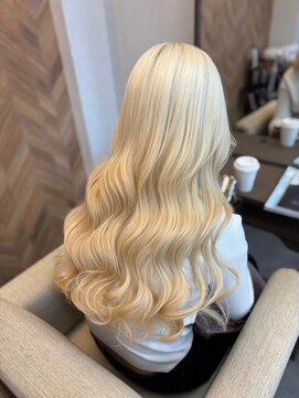 モアムー(Moremuu) ブロンドカラー