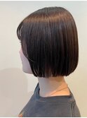 金沢八景ショートボブ丸みショートイルミナカラー顔周りレイヤー
