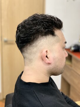 プラヤ(PLAYA) ショートパーマ