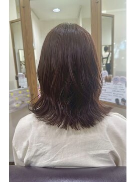 イタクラ 赤道店 (ITAKURA) 波ウェーブ／ミディアムヘア／コテ巻き/アッシュブラウン