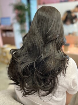 ウィクシーミミ 栄矢場町店(wixy mimi) オリーブグレージュ