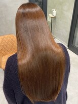 シャルムバイケンジ(Charm.by KENJE)&nbsp;暗めカラーグランマッシュデザインカラー髪質改善20代30代有楽町