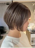 武蔵小杉大人ショートボブ透明感ベージュカラー小顔ショート30代