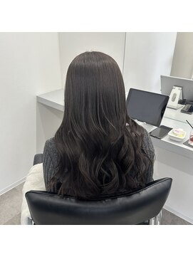 トイロ ウィステリア(toiro wisteria) ブリーチなしダブルカラーでできるオリーブカラー♪