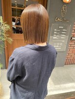ウィーク 梅田(UiiC)&nbsp;切りっぱなしボブ/ナチュラルベージュ/uiicumeda白井舞美