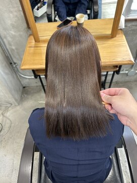 カレント 蕨(THE CURRENT) 大人ショート 白髪ぼかし 脱白髪染め ハイライト30代40代50代