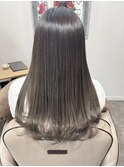 透明感アッシュグレージュ