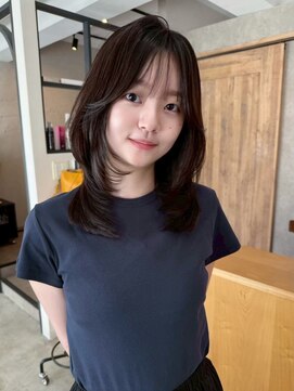 エトワ 中央店(etoi) 大分ハッシュカット胸上鎖骨下ミディアムレイヤースタイルかるめ
