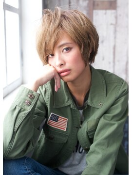 アズーア ヘアーアンドスパ(azure hair&spa) ラフパーマショート　【横浜駅】