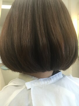 ドゥリアン Deux Lien 大人上品スタンダードボブ