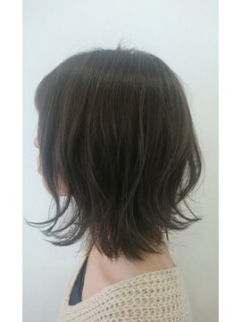 ハナ ビューティーヘアー(hana.) ダークグレージュ