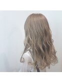 ベージュ×ダブルカラー