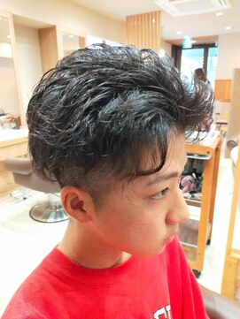 ヘアサロンアンドヘアメイクディー(hair salon hair make D) マッシュショート/カール/サイドパート/フェード/メンズカット