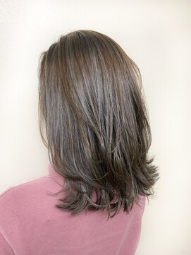 オアシス ガーデン 熊谷店(Oasis GaRDEN) ミディアムレイヤー×スモーキーベージュ