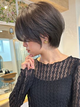 ロンド ストラーダ 心斎橋(Lond strada) ショート×ハイライト白髪ぼかし×マチルダボブ[心斎橋]