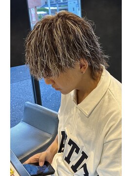 ダズルヘアーエイチ(DAZZLE hair H) 尾崎指名/ホワイトメッシュ×マッシュウルフ