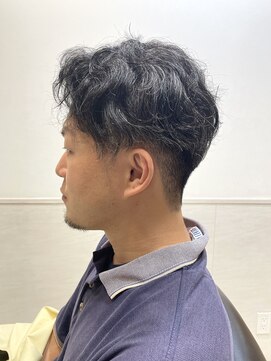 ヨシザワインク プレミアム 築地店(YOSHIZAWA Inc. PREMIUM) ツーブロックマッシュ癖毛風パーマカジュアルスタイル