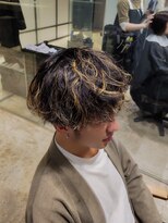 ビーヒアナウ N゜03 金沢駅西店(BE HERE NOW) ハイライト＆スパイラルパーマ