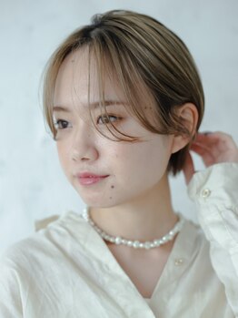ブロッサム 池袋店(Blossom)の写真/黄金バランスで小顔見せ！似合わせカットで魅力を引き出す【似合わせカット/レイヤーカット/池袋駅】