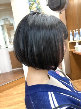 ウカ(UKA) 王道！前下がりボブ♪