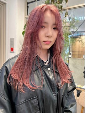 ロマリア 渋谷 渋谷宮益坂(Lomalia) 乾かすだけでキマる髪/馴染むハイトーンペールピンク