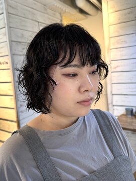 ヴィッカエコル (vicca 'ekolu) 二階堂　くせ毛パーマ/パーマ/ボブパーマ