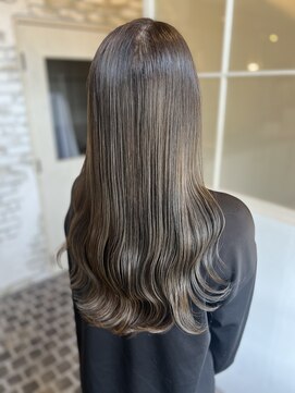 フィガロ ミリー 北生駒店(Figaro Mily) 美髪イメチェン高濃度水素ケア×ネイビーベージュ4/19