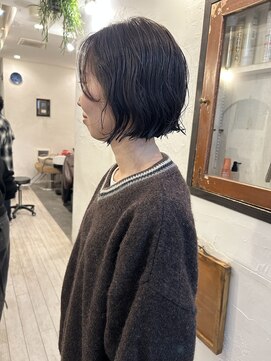 キキ(kiki) 【shiori】コンパクトなミニボブ☆