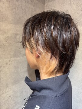 キャラ シャローネ 池袋(Chara Chalone) ウルフヘア/インナーブリーチ/メンズ/韓国スタイル【たいし】