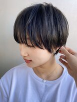 エアー 青山(AIR)&nbsp;前髪あり耳掛け丸みくびれショートボブ20代30代40代50代