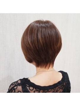 アルーシェ 心斎橋(Alushe) ショート 【Alushe心斎橋】