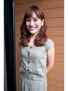 テンポヘアー(tempo hair) 耳掛け大人セミロング【tempo 前谷】