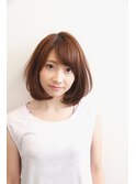 内巻きひし形ボブ