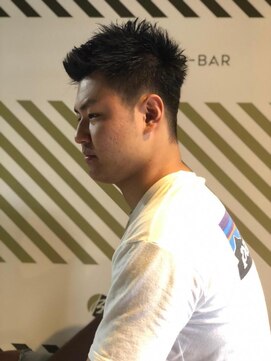 バーバーバー 四谷(BARBER-BAR) 大人の刈り上げスタイル
