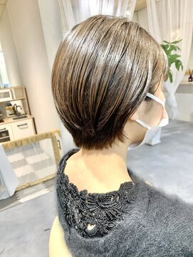 ラフ(RUFF) ツヤショートスタイル