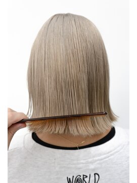 シカ(sica) ブリーチカラーホワイトベージュ