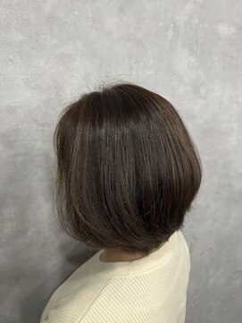 ルルン(Lu-Lun) 【Lu-Lun】ブランジュカラー×前下がりボブ