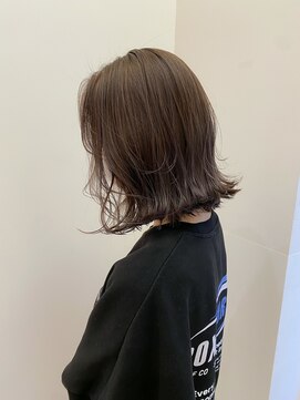 エッセ 大阪梅田茶屋町店(esse) ハイライトで作る透明感カラー