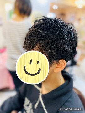 美容室 ティンカーベル 刈り上げヘア