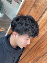 ヘアーワークス ボナ(HAIR WORKS bona.)&nbsp;メンズ 波巻きスパイラルパーマ 黒髪ショート清潔感/フェード