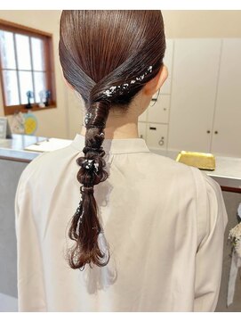 リコ バイ ポノ(Lico by PONO) 『moe』お洒落なタイトアレンジ