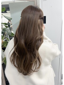 クレット(CLETO) ハーフツインアレンジ