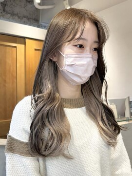 テトラ バイ ネオリーブ 横浜西口店(tetra by neolive) ミルクティーベージュ　インナーカラー　卒業式　横浜